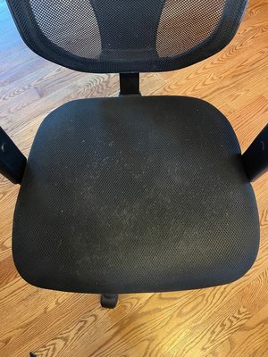 Photo of free Very adjustable office chair (Near 11 and Woodward)