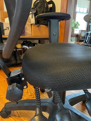 Photo of free Very adjustable office chair (Near 11 and Woodward)