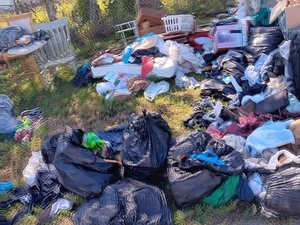 Photo of free House Clean Out (In Oak Hill)