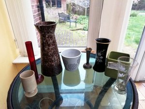 Photo of free Various vases (Ashburton CR0)