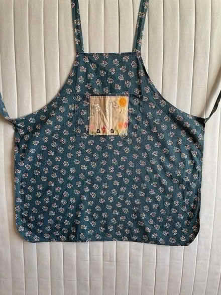 Photo of free Small/Kids' Apron/Fabric (WS13) #2