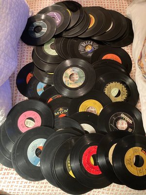 Photo of free Vintage 45’s (Nashway Dr & W Maple Rd)