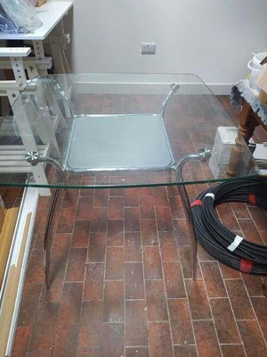 Photo of free Glass topped table (Henley-on-Thames RG9)