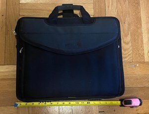Photo of free laptop bag - black (midtwn)