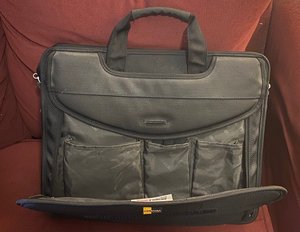 Photo of free laptop bag - black (midtwn)