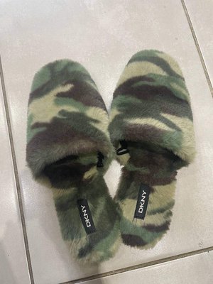 Photo of free Slippers DKNY (Forest Hill OX33)