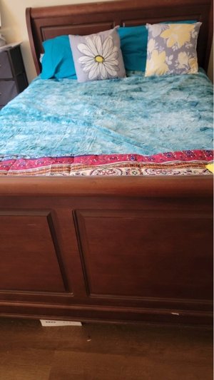 Photo of free Queen size Sleigh bed frame (Sussex County)