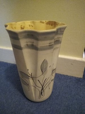 Photo of free Painted vase (Canonmills EH3)