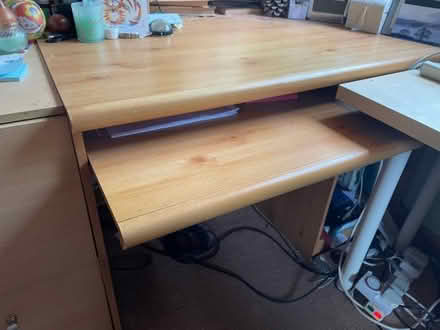 Photo of free Computer Desk (Johnstone Castle PA5) #1