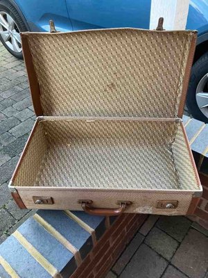 Photo of free Old suitcase (Aigburth L19)