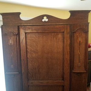 Photo of free Vintage armoire (Devon and Pulaski)