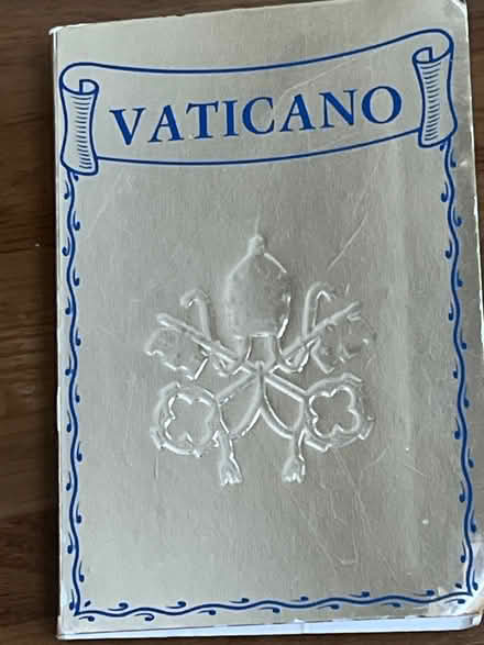 Photo of free Vatican Souvenir Picture Book (Wolfe & Reed)