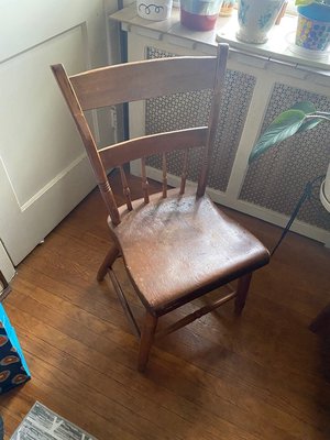 Photo of free Wooden chair (Drexel Hill)