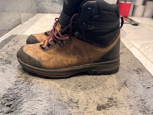 Photo of free Hiking winter boots good condition (Kilburn)