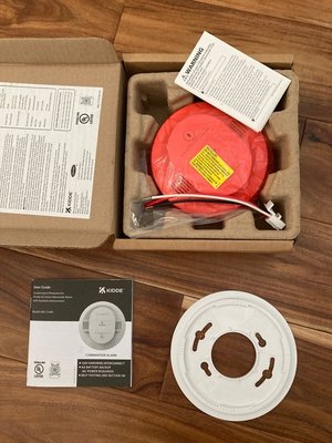 Photo of free HARDWIRED smoke and CO alarm (Old Mountain View)