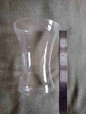 Photo of free Plastic Flower Vase (Top Amersham HP6)