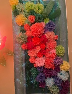 Photo of free Tissue paper flower decoration (Hyde Park)