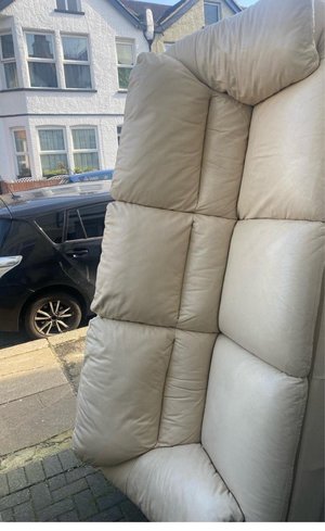 Photo of free 3 seater leather sofa (SS0)