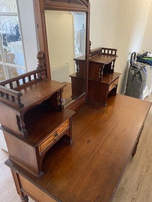 Photo of free Vintage mahogany dresser (Bracklesham)