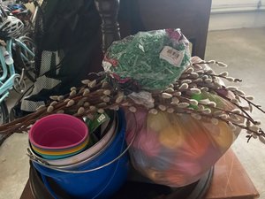 Photo of free Various Easter decorative items (Plano)