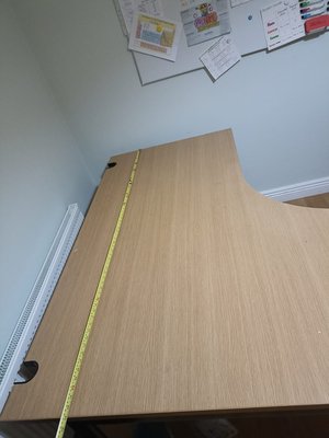 Photo of free L shaped office table (Ticknevin)