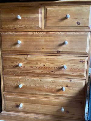 Photo of free Chest of drawers (Totteridge HP13)
