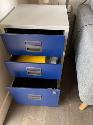 Photo of free 3-drawer Filing cabinet and hanging files (Tetbury GL8)