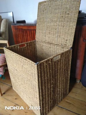 Photo of free Blanket/storage basket (Shifnal TF11)