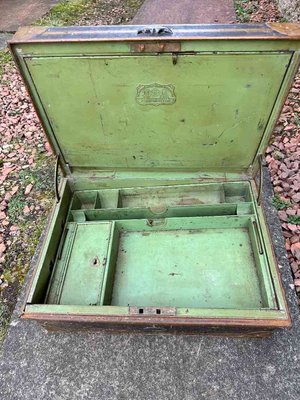 Photo of free Metal despatch box - for restoration (Buckstone EH10)