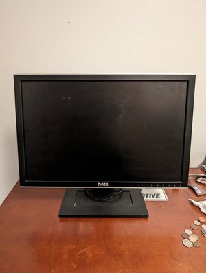 Photo of free Dell monitor (Cottage Grove wi)
