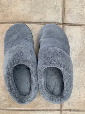 Photo of free Slippers size 6.5-7 (Lawrence/ El Camino Real)