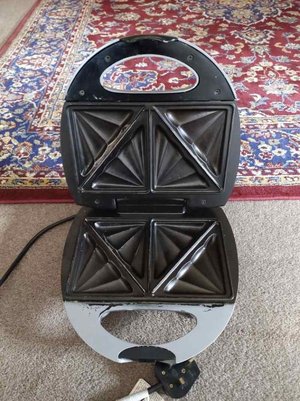 Photo of free Breville sandwich toaster (Saltford)