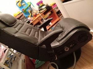 Photo of free gaming chair (West Park WA10)