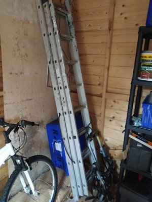 Photo of free extendable ladder - up do 10 metres high (AB12)