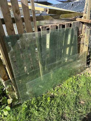 Photo of free Glass panes and windows (Gleadless Common S12)