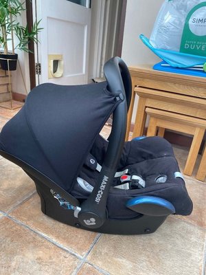 Photo of free Baby car seat (Rounds Green B69)