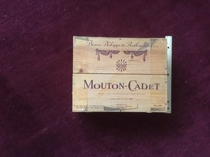 Photo of free Wood Wine Box--Craftable? (OakBrook south of Yorktown)
