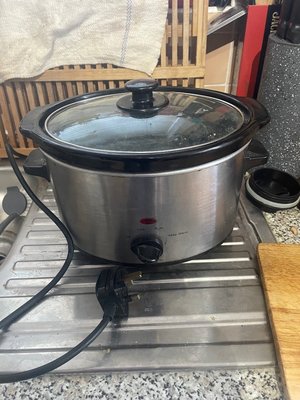 Photo of free Slow cooker (Burgh Heath KT18)