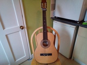 Photo of free Acoustic Guitar (Havant PO9)