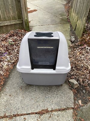 Photo of free Large covered litter box (01801)