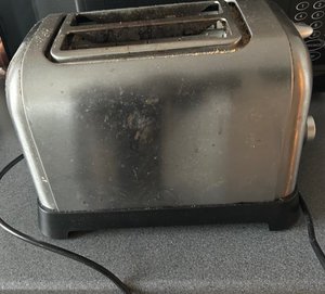 Photo of free Toaster (Hastings TN34)