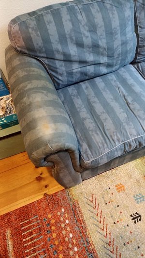 Photo of free Sofa (HR1 st james hereford)