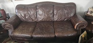 Photo of free Leather couch (Lago Vista)