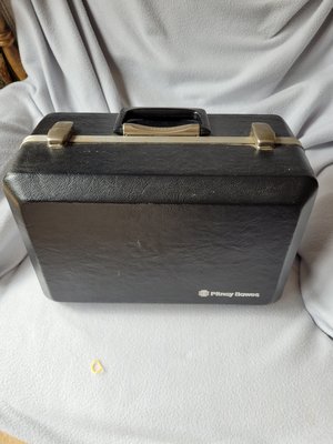 Photo of free Pitney Bowes carrying box (Highcliffe)