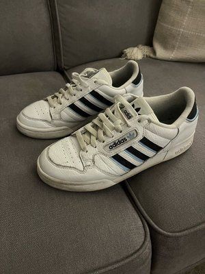 Photo of free Adidas trainers size 8 (Letchworth)