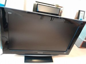 Photo of free Panasonic 32" TV - Not working (Northwich CW8)
