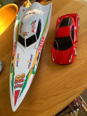 Photo of free Boat and car (used to be remote controlled but not working) (Liberton EH16)