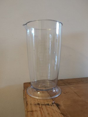 Photo of free Beaker/ measuring jug 700ml (EH17 Gilmerton)