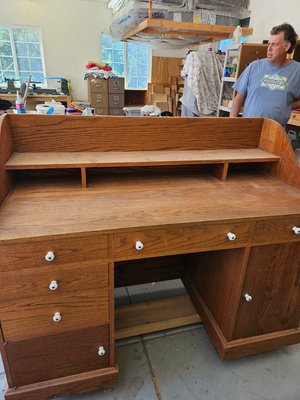 Photo of free Wood desk (Meadowview)