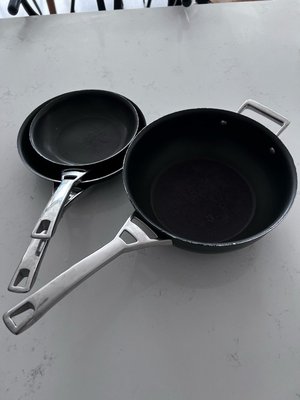 Photo of free Circulon non stick frying pans (Stockport SK7)